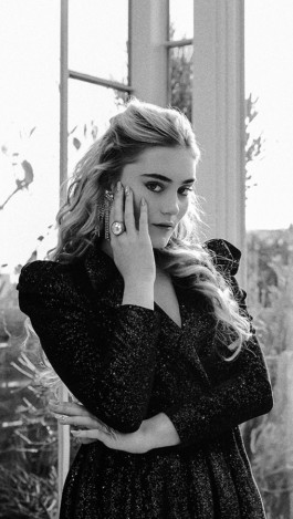 𝔊𝔞𝔟𝔯𝔦𝔢𝔩𝔞 𝔗𝔢𝔫𝔞